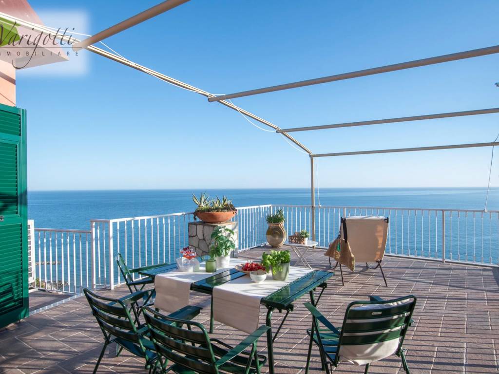 appartamento in vendita ad Alassio