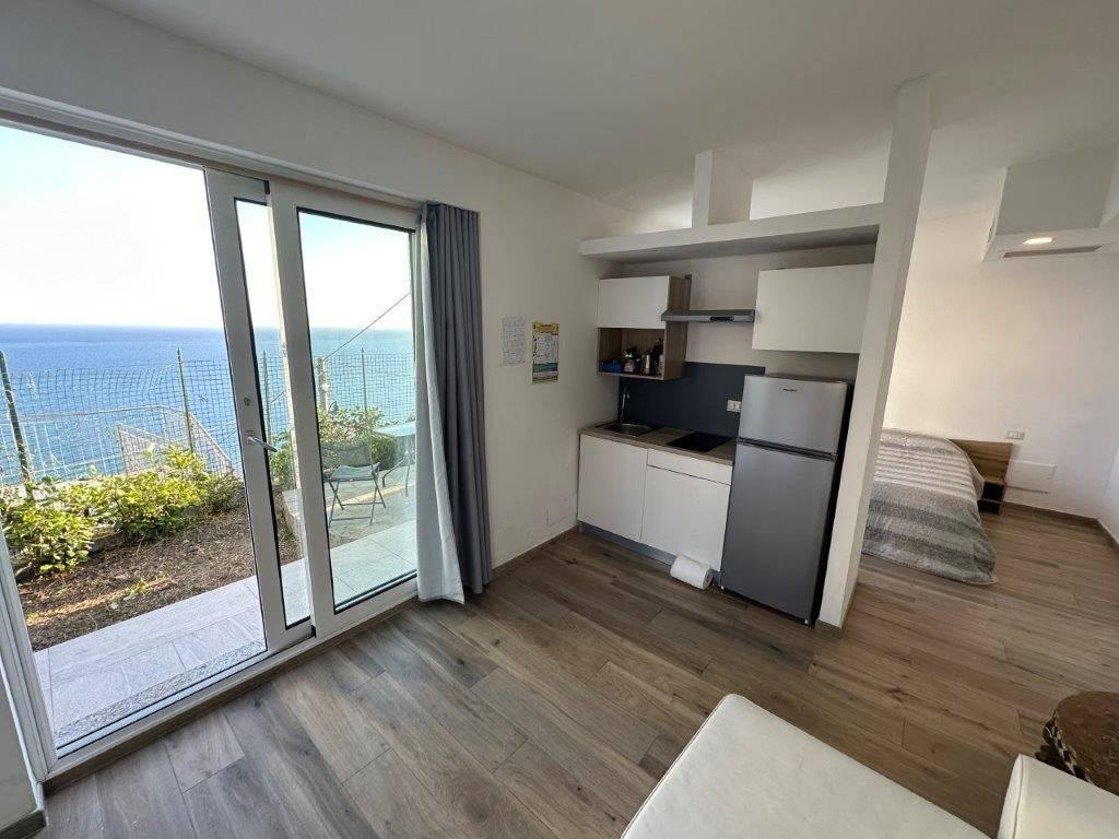 casa indipendente in vendita ad Alassio in zona Solva