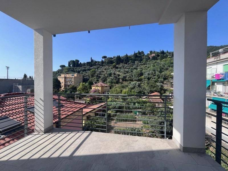 appartamento in vendita ad Alassio