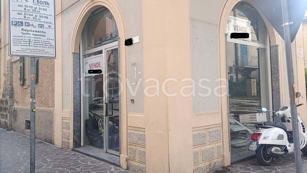 ufficio in vendita ad Alassio