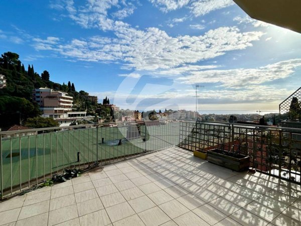 appartamento in vendita ad Alassio