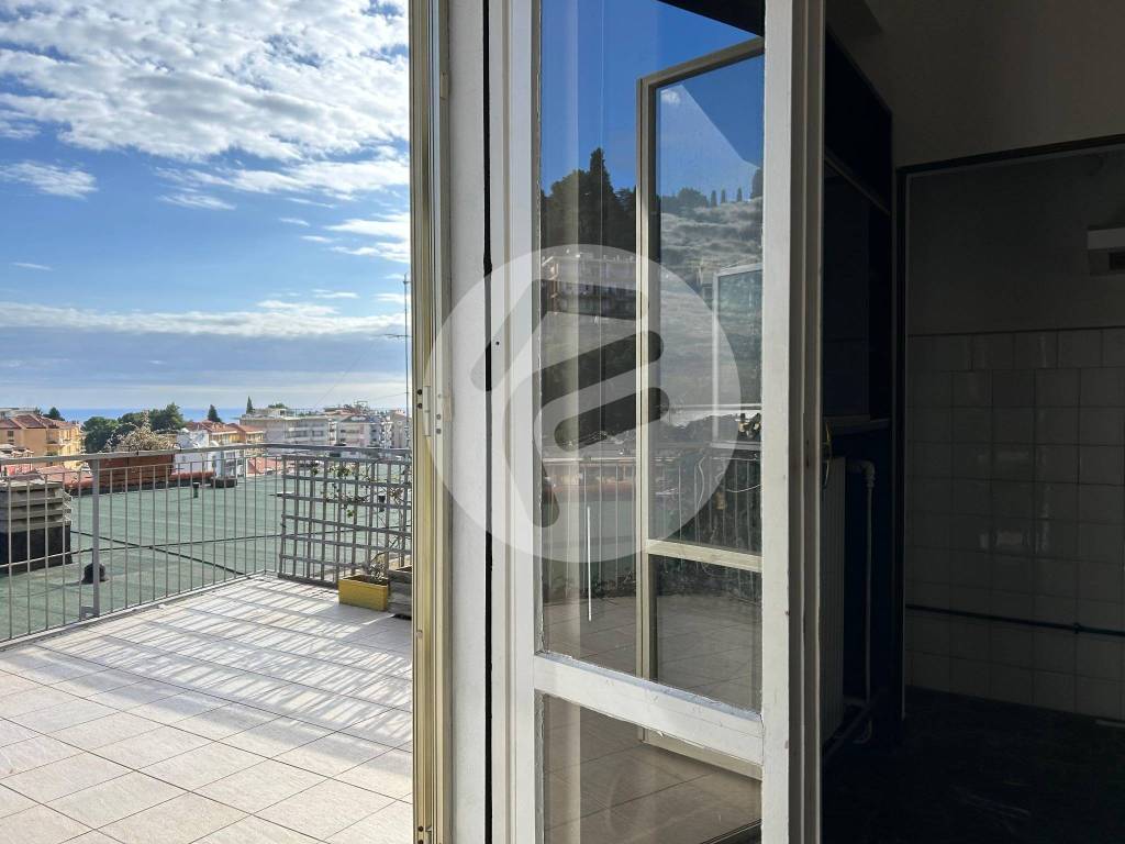 appartamento in vendita ad Alassio