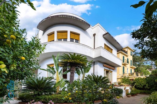 appartamento in vendita ad Alassio