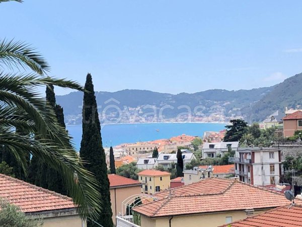 casa indipendente in vendita ad Alassio in zona Solva