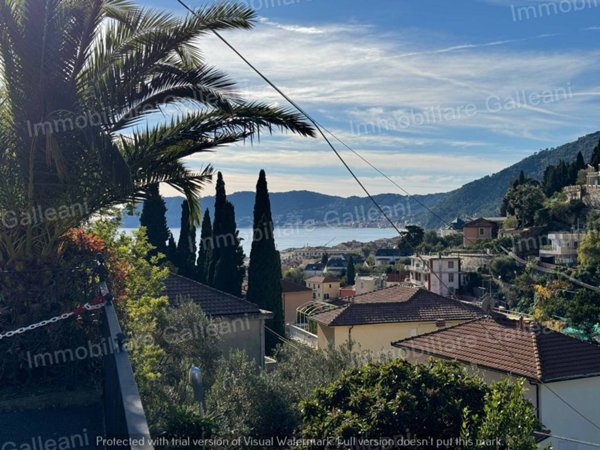 casa indipendente in vendita ad Alassio