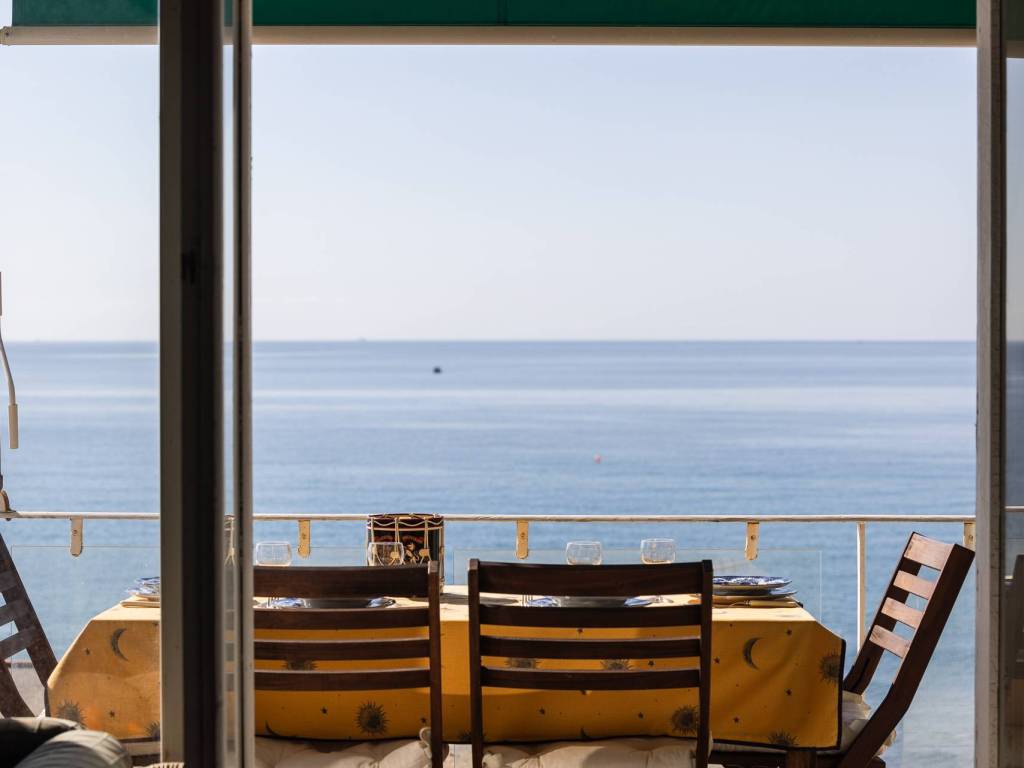 appartamento in vendita ad Alassio