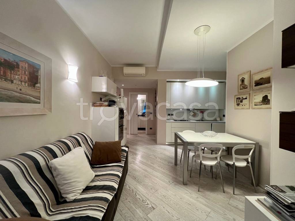appartamento in vendita ad Alassio