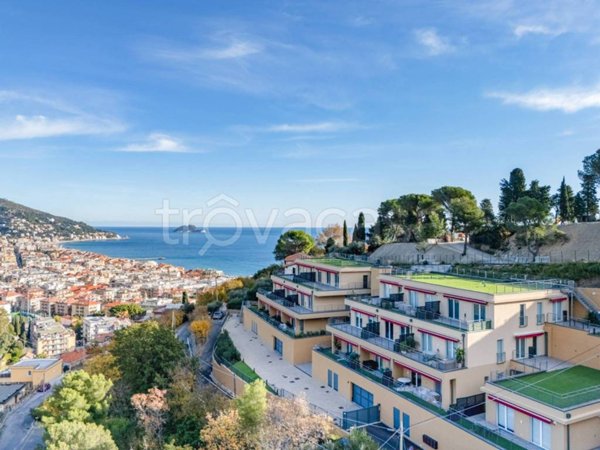 appartamento in vendita ad Alassio