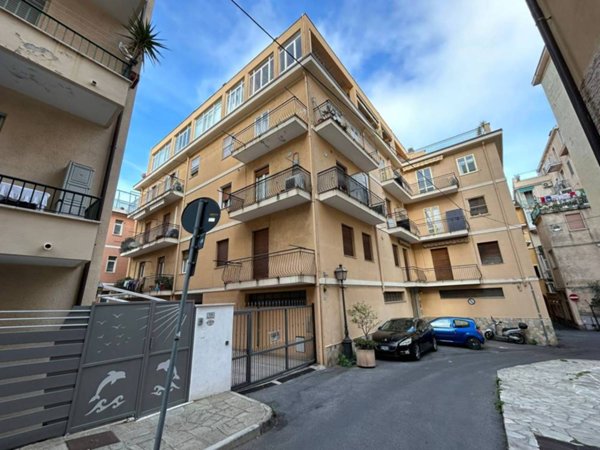 appartamento in vendita ad Alassio