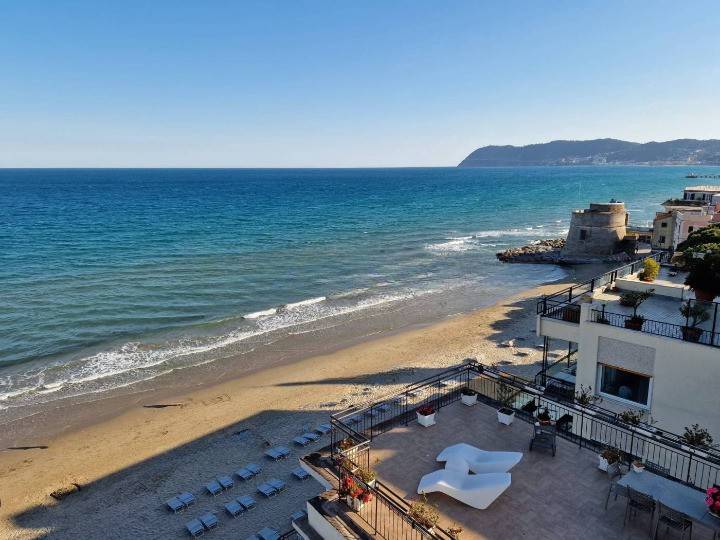 appartamento in vendita ad Alassio