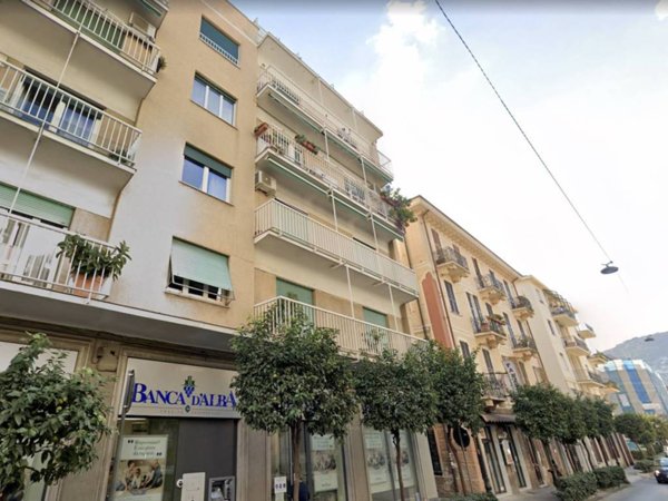 appartamento in vendita ad Alassio