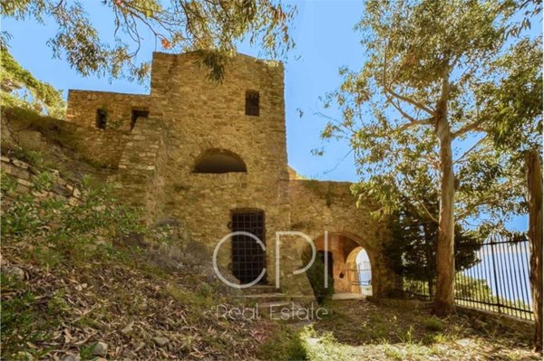 casa indipendente in vendita ad Alassio