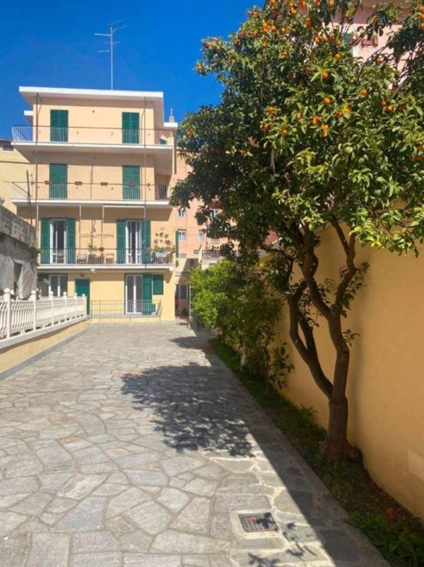appartamento in vendita ad Alassio