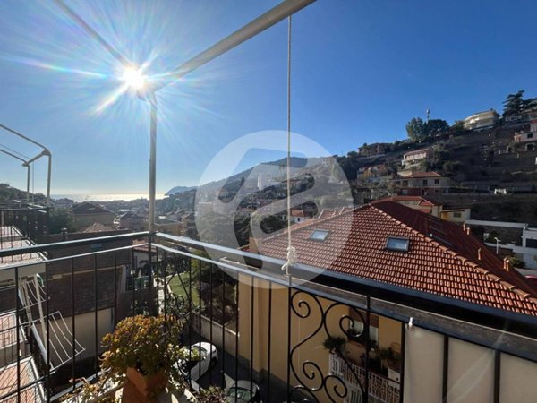 appartamento in vendita ad Alassio