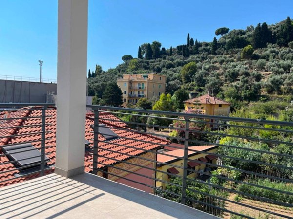 appartamento in vendita ad Alassio