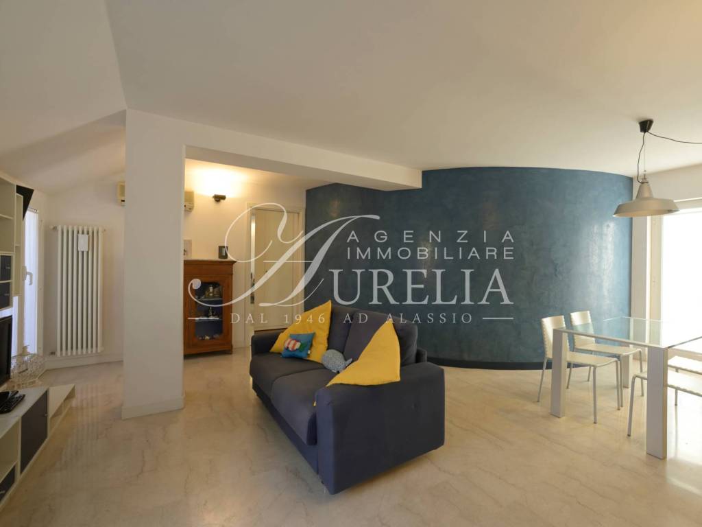 appartamento in vendita ad Alassio