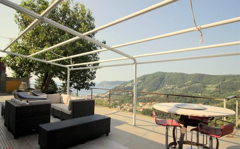casa indipendente in vendita ad Alassio