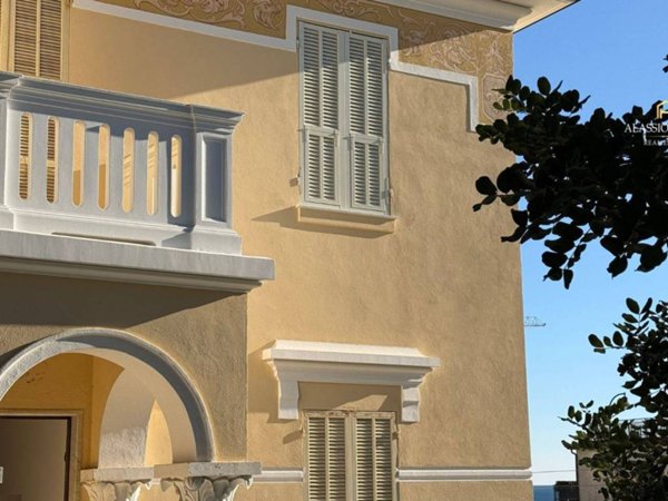 appartamento in vendita ad Alassio in zona Solva