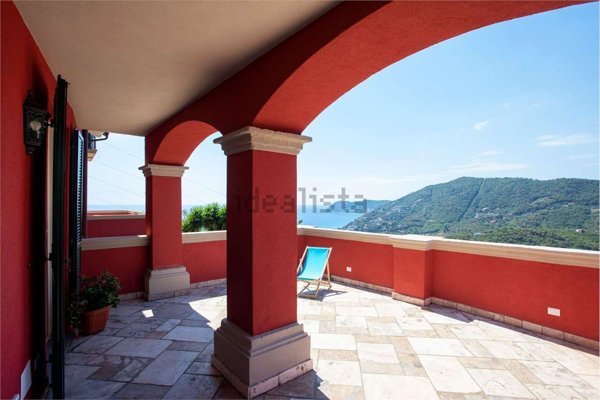 appartamento in vendita ad Alassio