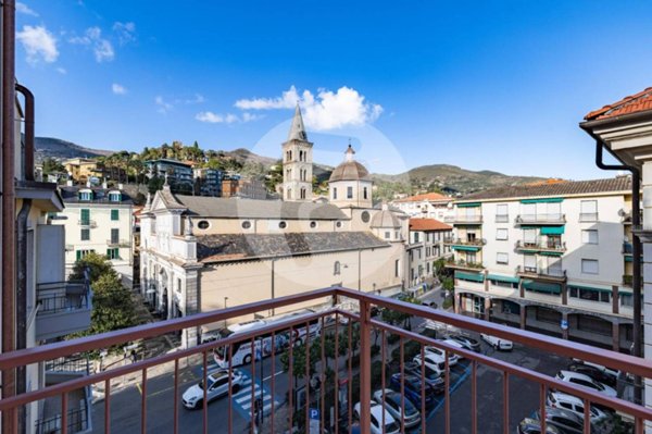 appartamento in vendita ad Alassio