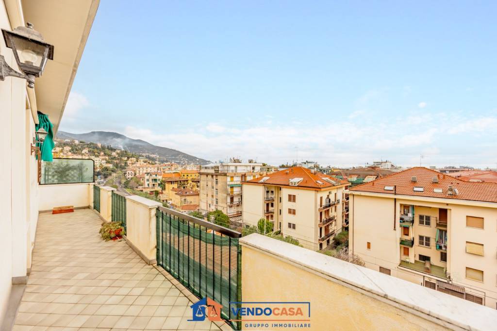 appartamento in vendita ad Alassio