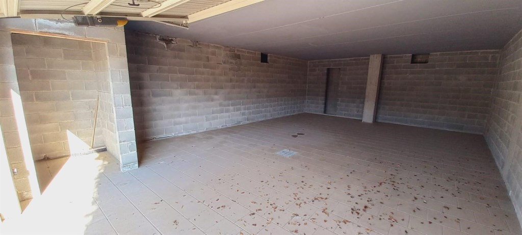 locale di sgombero in vendita ad Alassio in zona Moglio