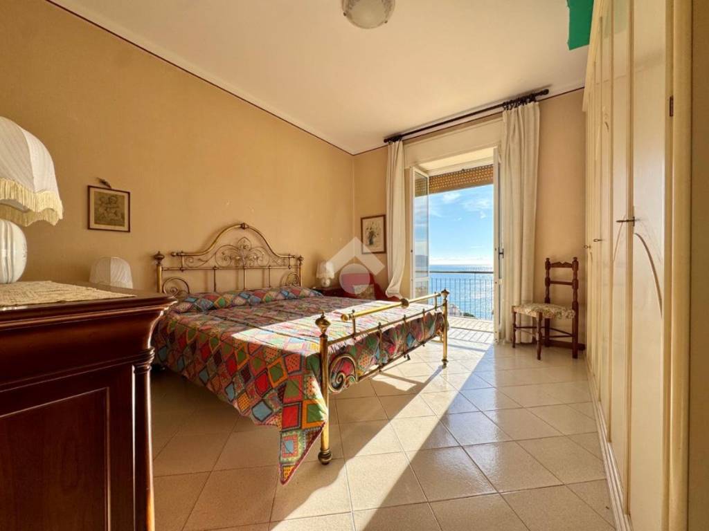 appartamento in vendita ad Alassio