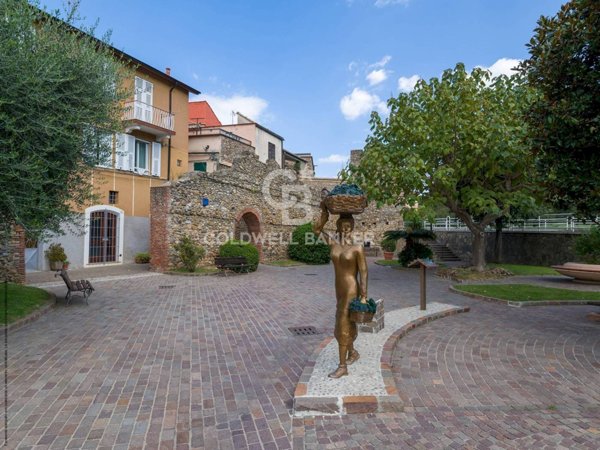 appartamento in vendita ad Alassio