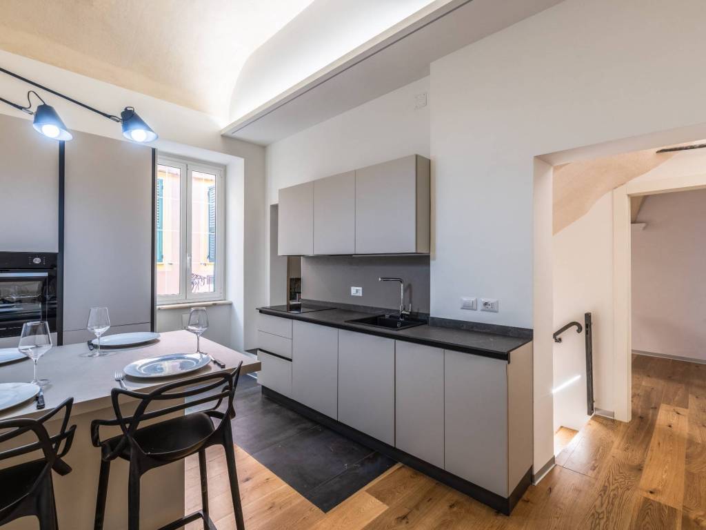 appartamento in vendita ad Alassio