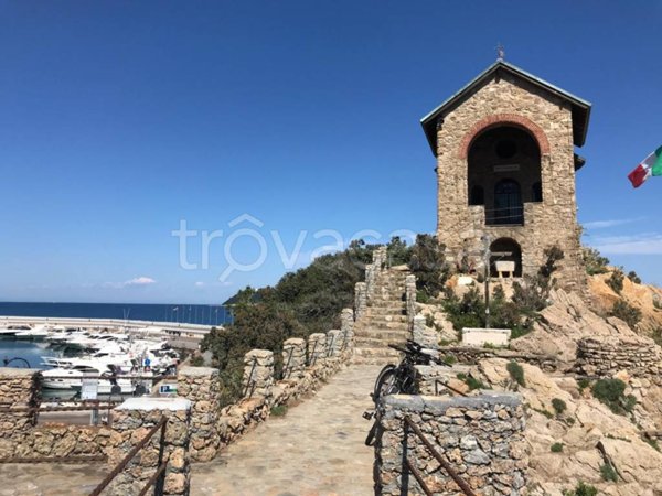 appartamento in vendita ad Alassio