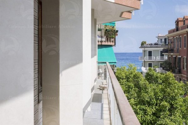 appartamento in vendita ad Alassio