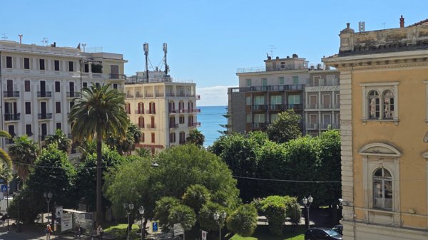 appartamento in vendita ad Alassio