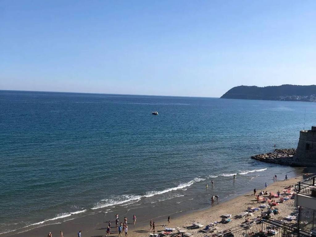 appartamento in vendita ad Alassio