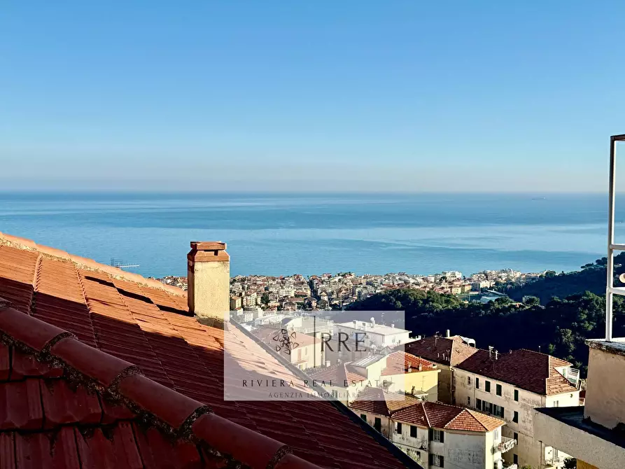casa semindipendente in vendita ad Alassio in zona Moglio