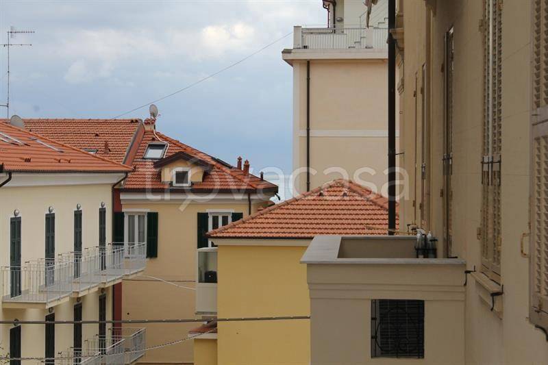 appartamento in vendita ad Alassio