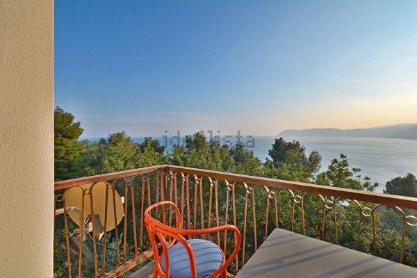 appartamento in vendita ad Alassio