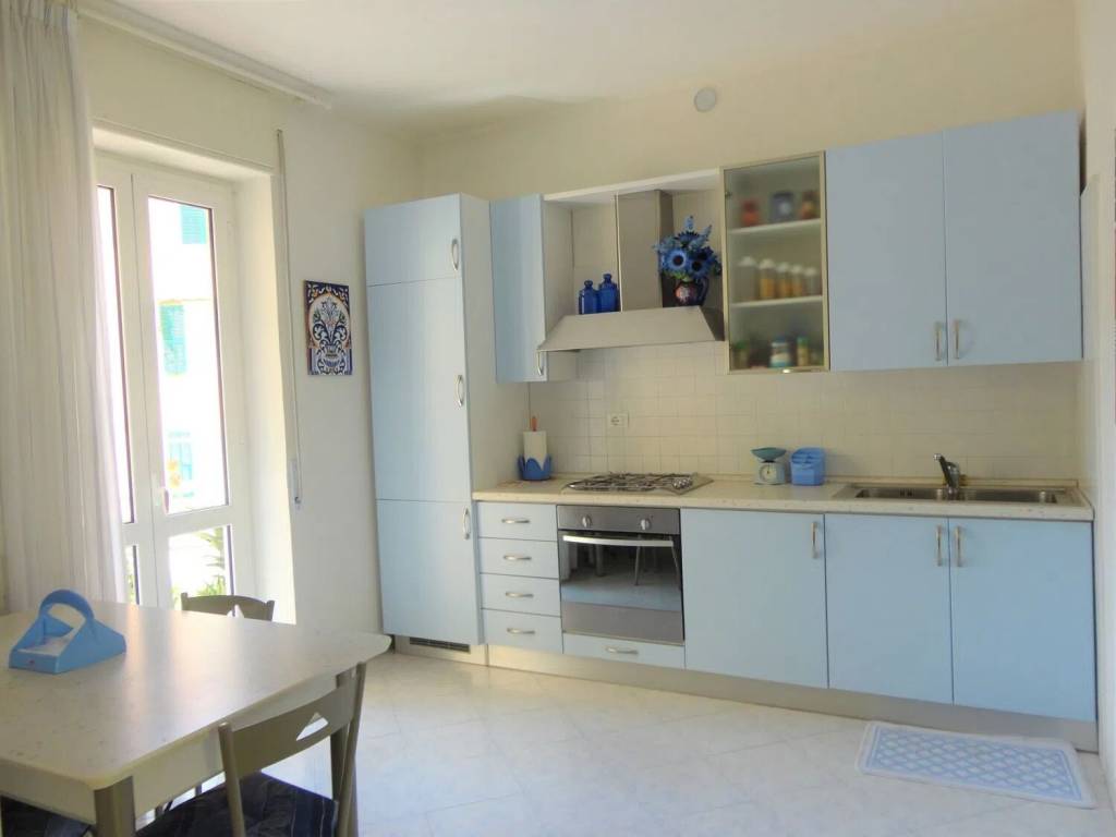 appartamento in vendita ad Alassio