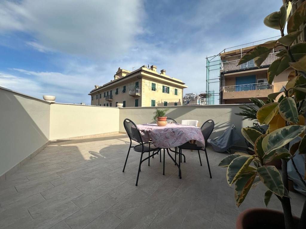 appartamento in vendita ad Alassio