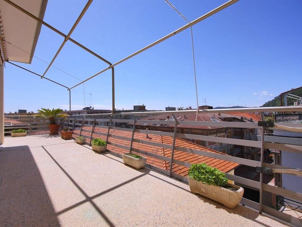 appartamento in vendita ad Alassio