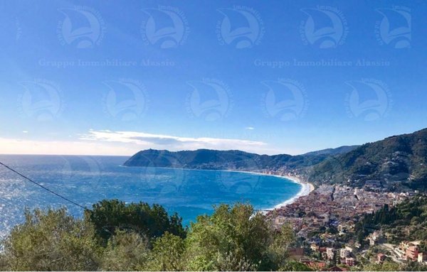 casa indipendente in vendita ad Alassio in zona Solva