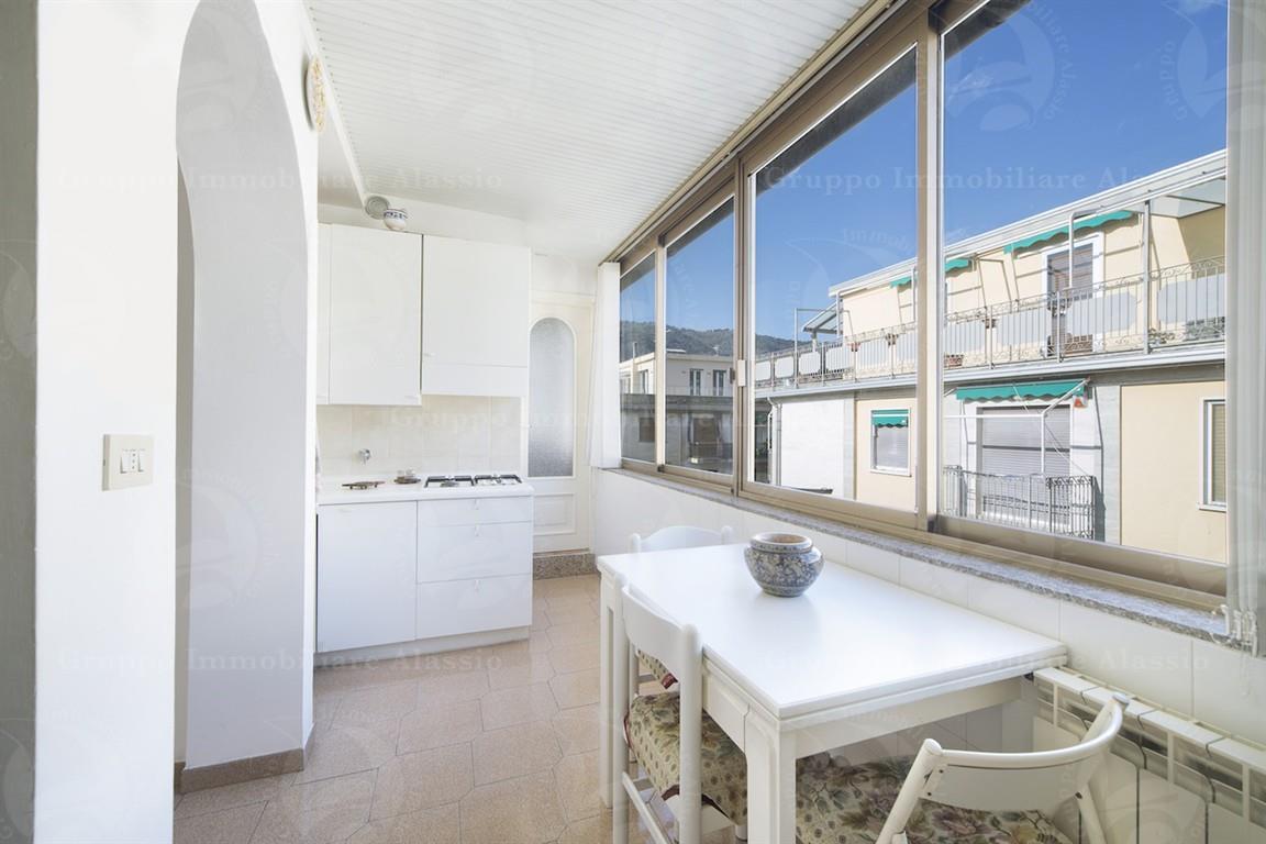 appartamento in vendita ad Alassio