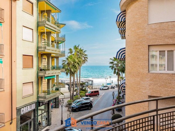 appartamento in vendita ad Alassio