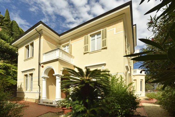 appartamento in vendita ad Alassio