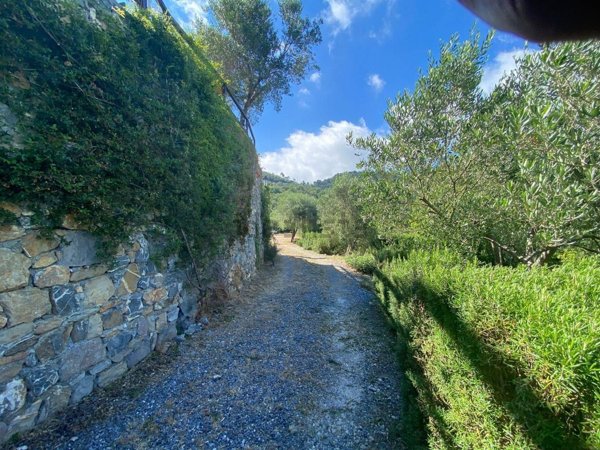 casale in vendita ad Alassio