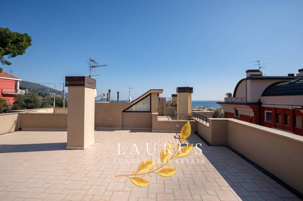 appartamento in vendita ad Alassio