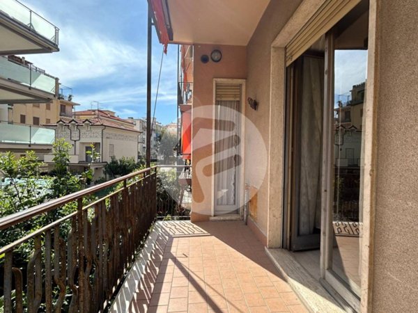 appartamento in vendita ad Alassio