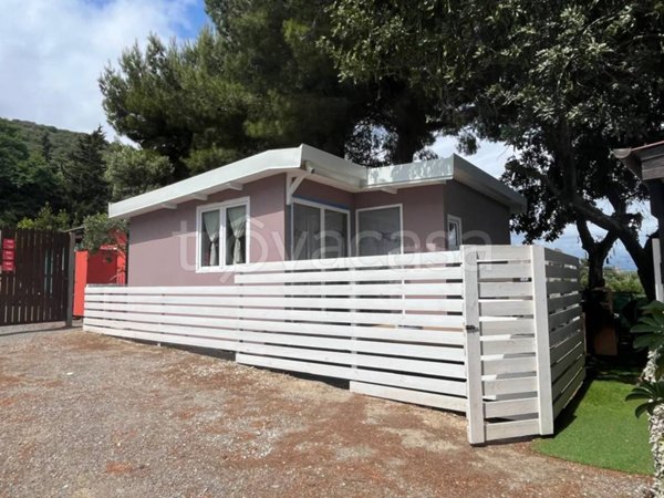 casa indipendente in vendita ad Alassio