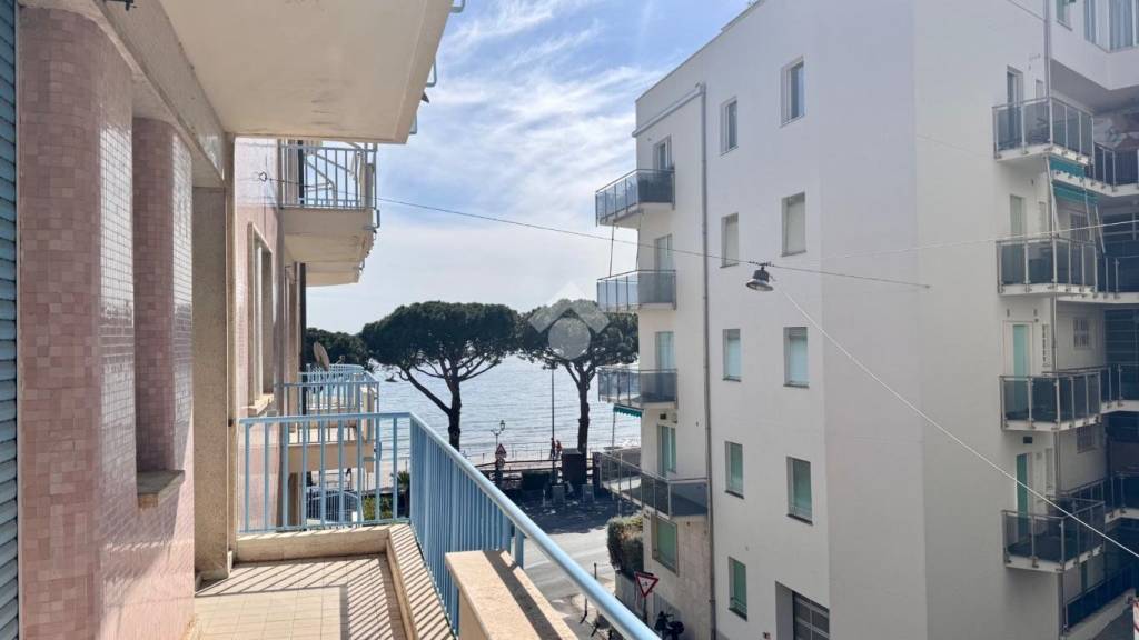 appartamento in vendita ad Alassio
