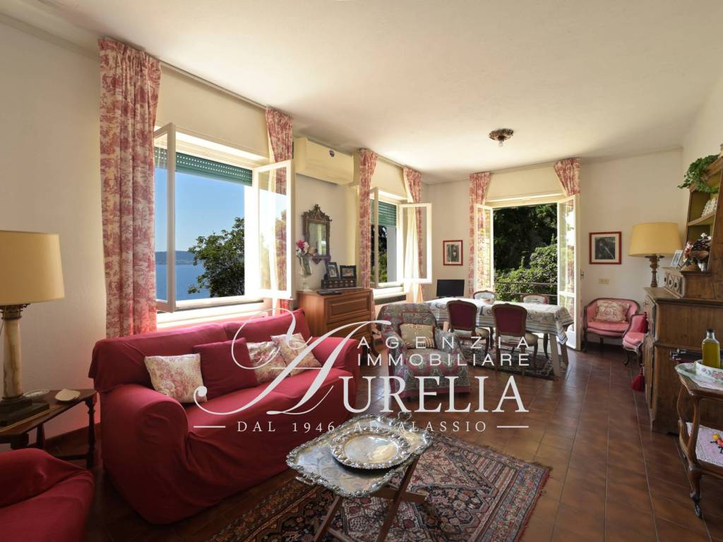 appartamento in vendita ad Alassio