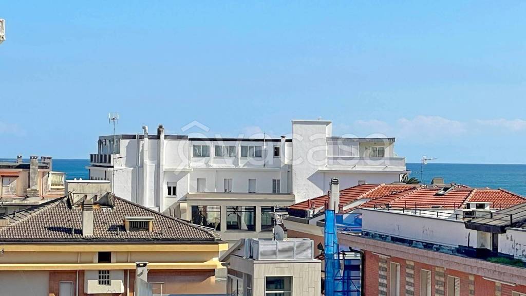 appartamento in vendita ad Alassio